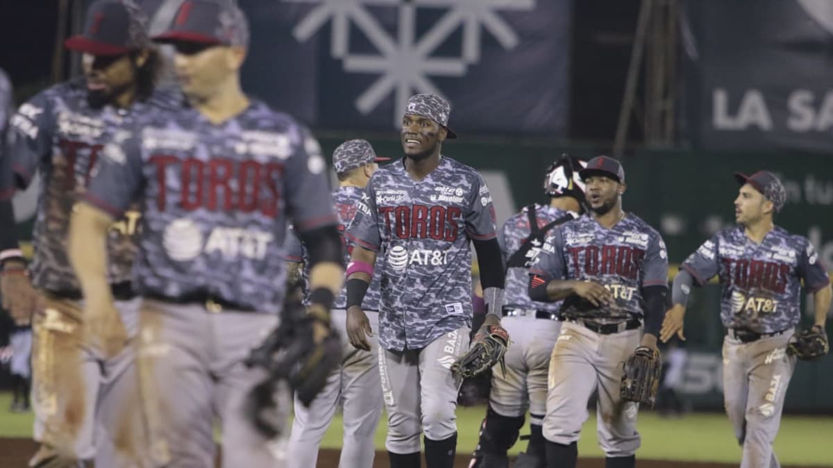 Leones: Toros se lleva electrizante juego de extra innings