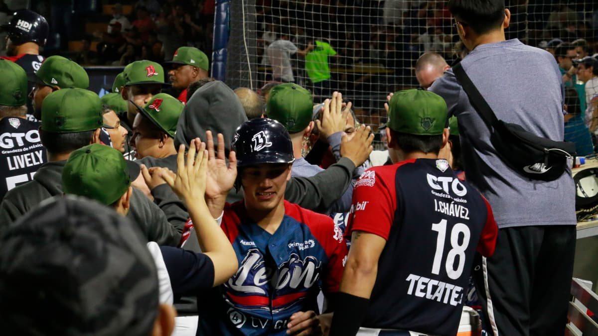 Bravos: Brandon Villarreal remolcó cuatro carreras en triunfo de León