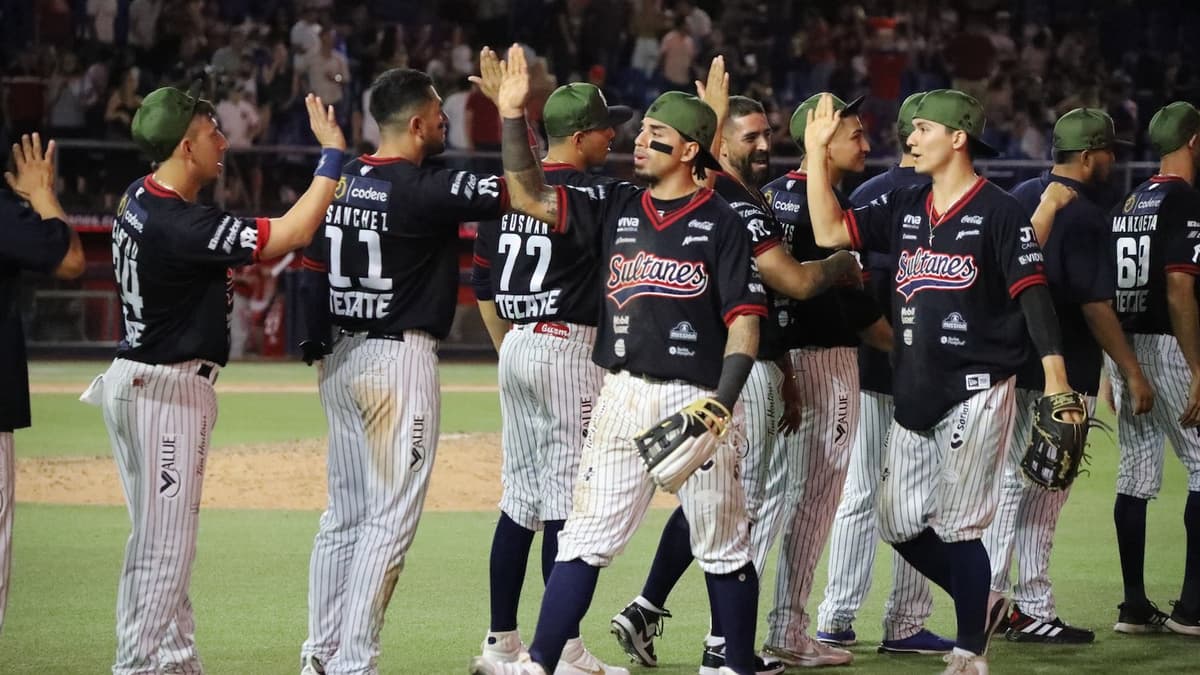 Sultanes: Orlando Calixte y Zoilo Almonte brillan en triunfo de los 'Fantasmas Grises'