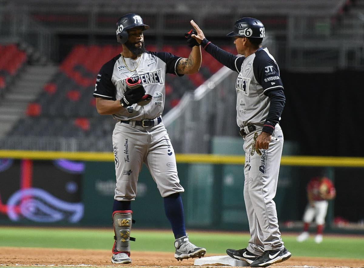 Los regios ganan el primero en extra innings en CDMX