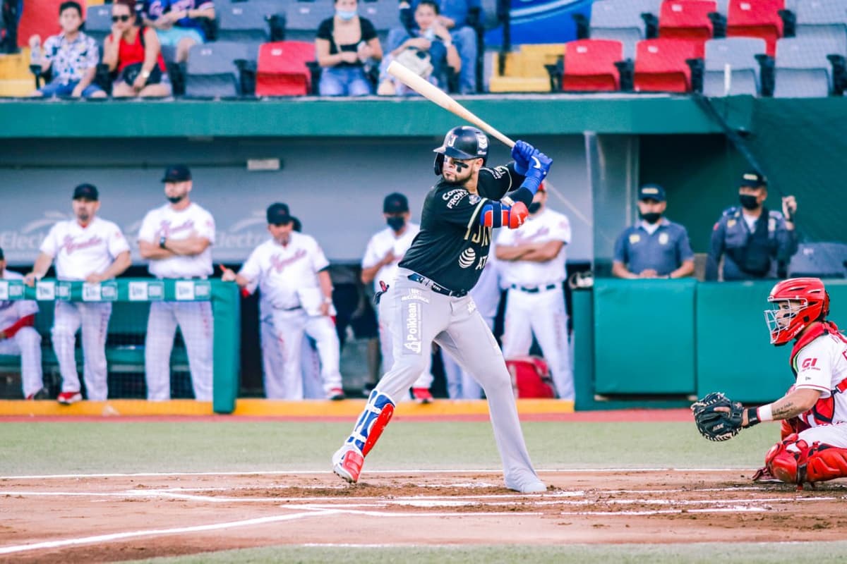 Toros amarra serie en Veracruz