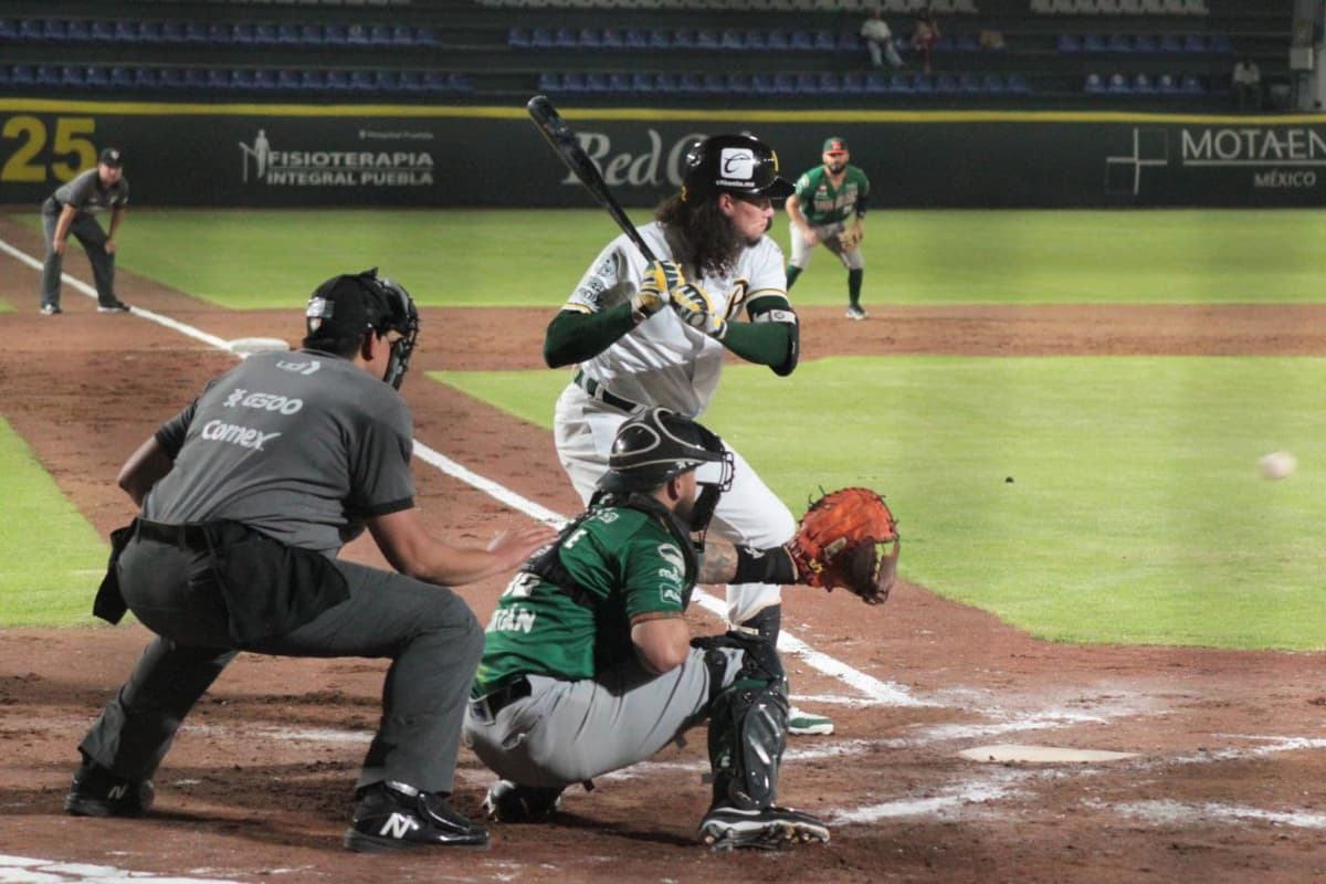 Pericos y Leones inician su camino en postemporada