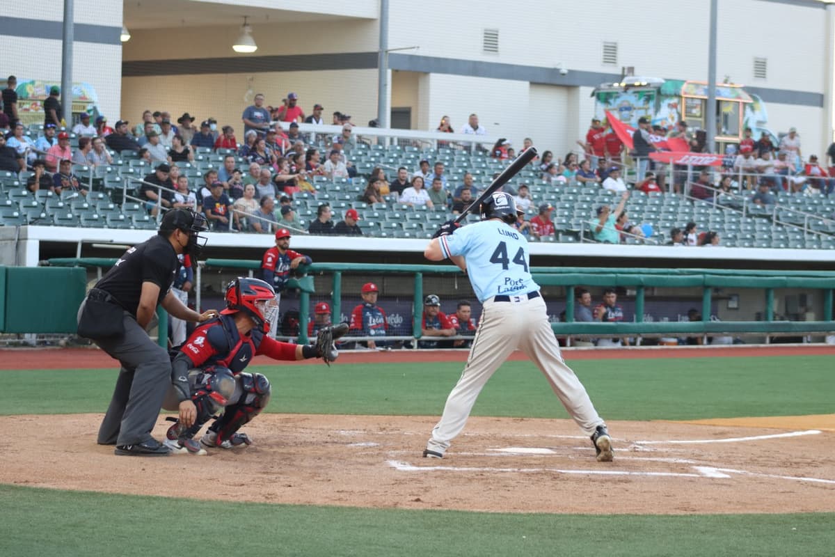 Tecolotes blanquean a Bravos y amarran la serie