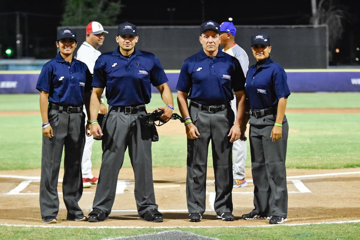 Umpires de la LMB llegan al Mundial Sub-15