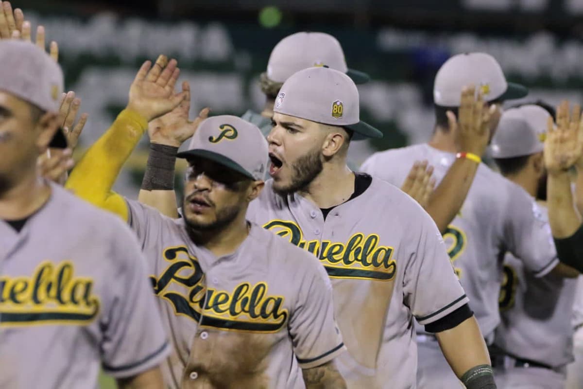 Pericos se adelanta en el Primer Playoff ante Leones