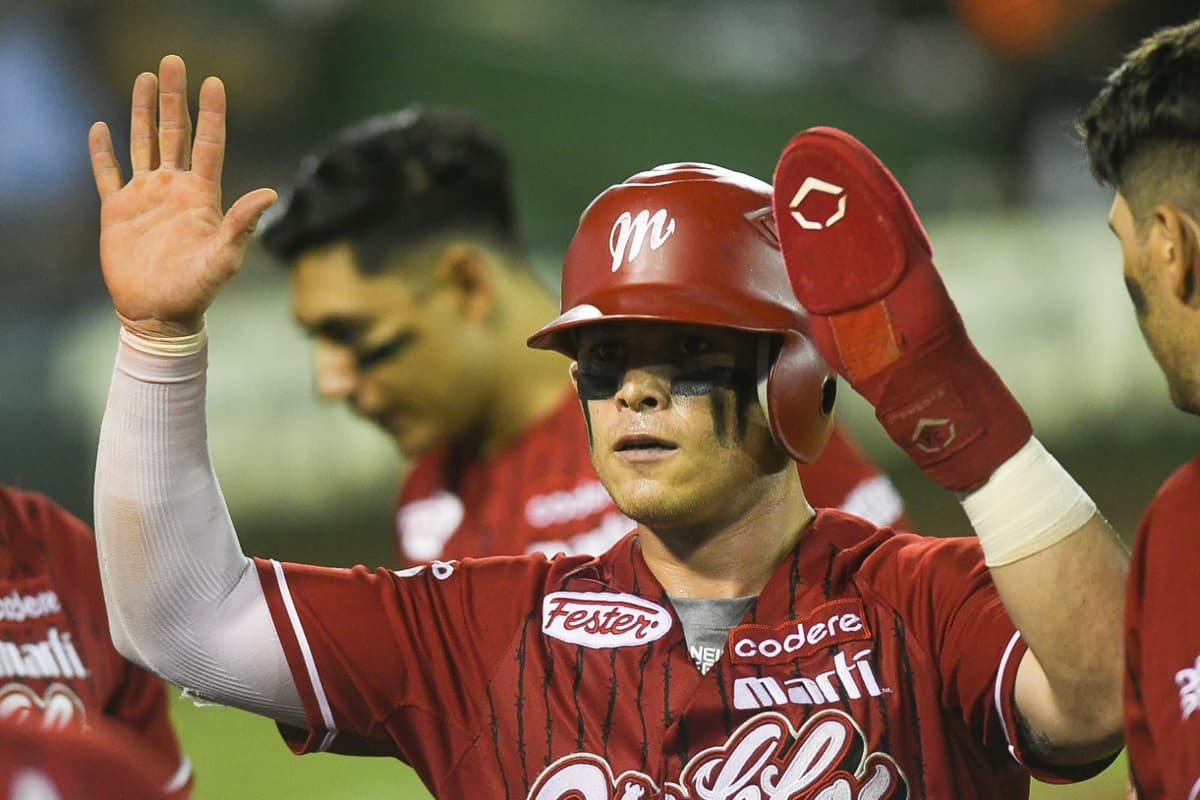 Los pingos se adelantan en la Serie de Campeonato