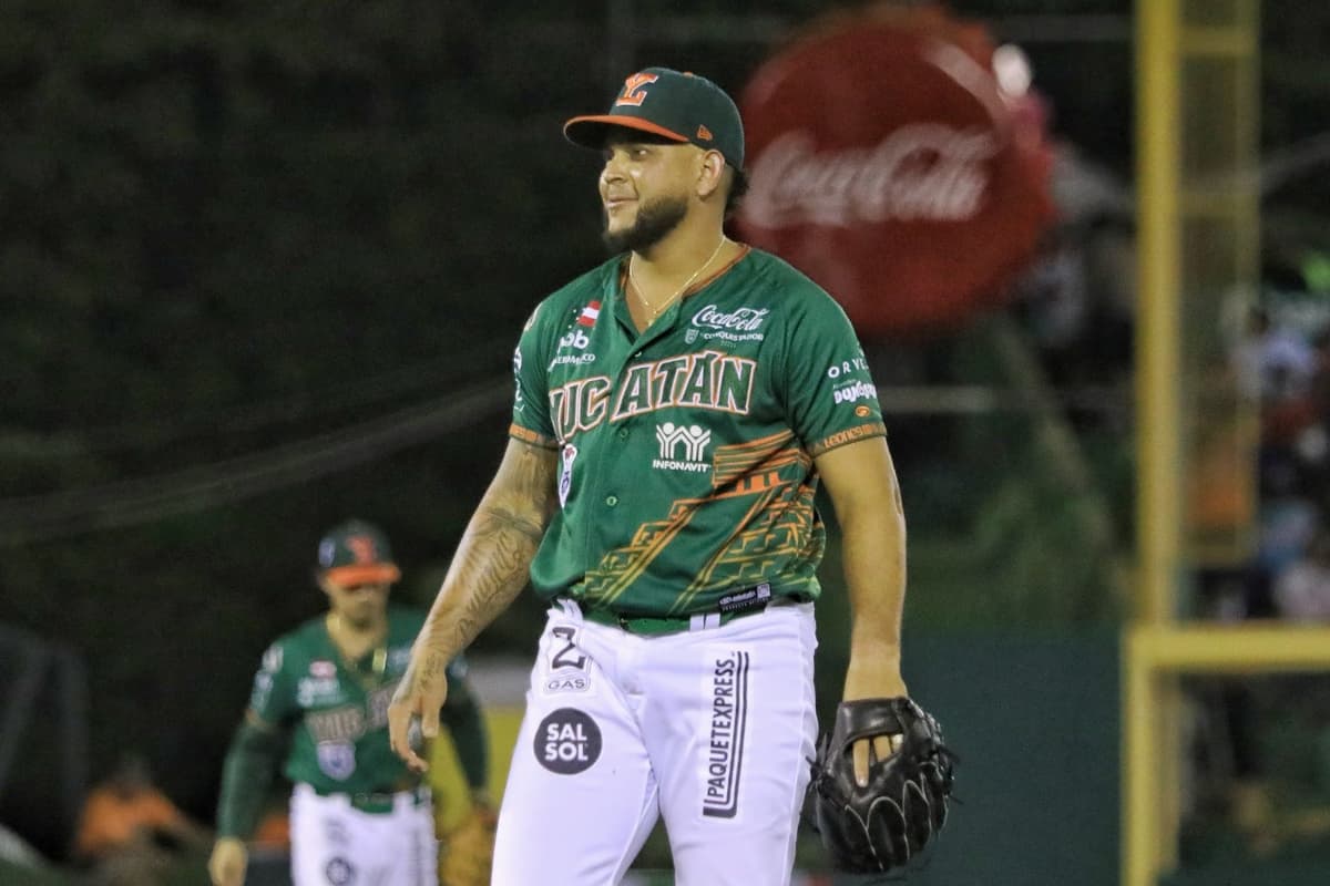 Nueva joya de pitcheo de Leones; Henderson Álvarez brilló en el Juego 3 de la Serie del Rey