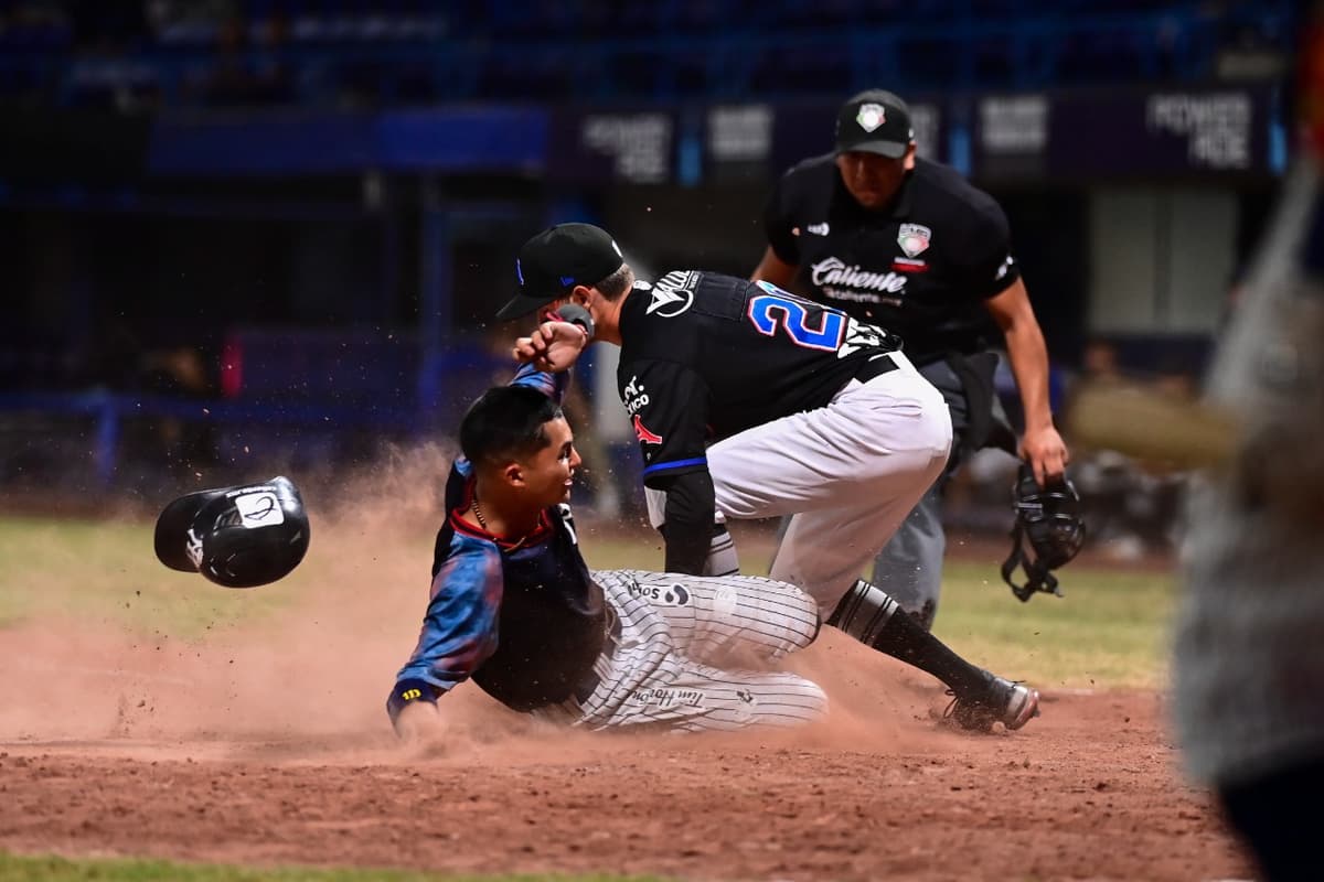 Acereros inicia la LIM con empate ante Sultanes