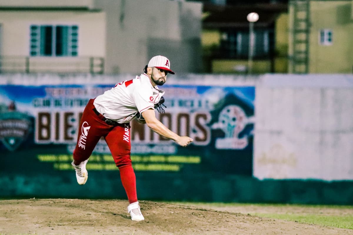 Julio Hernández guía a triunfo al combinado Veracruz-León