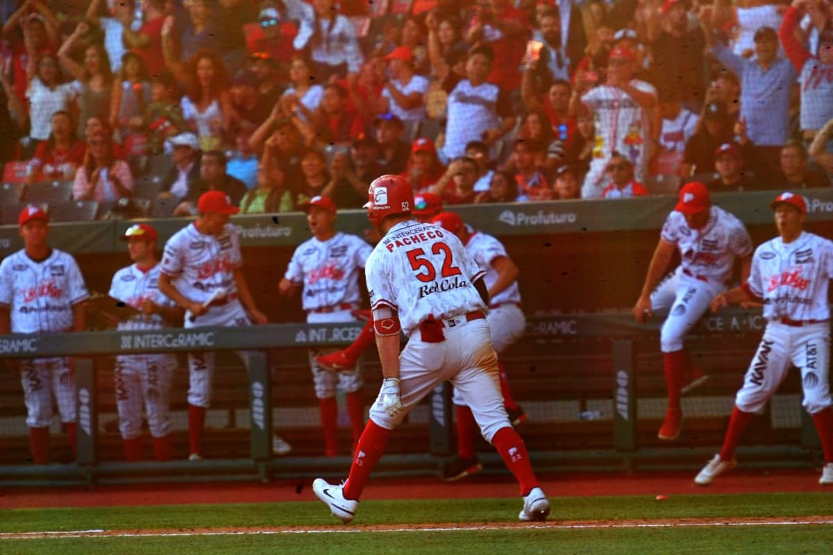 Diablos Rojos logra su sexta victoria en la Liga Invernal Mexicana