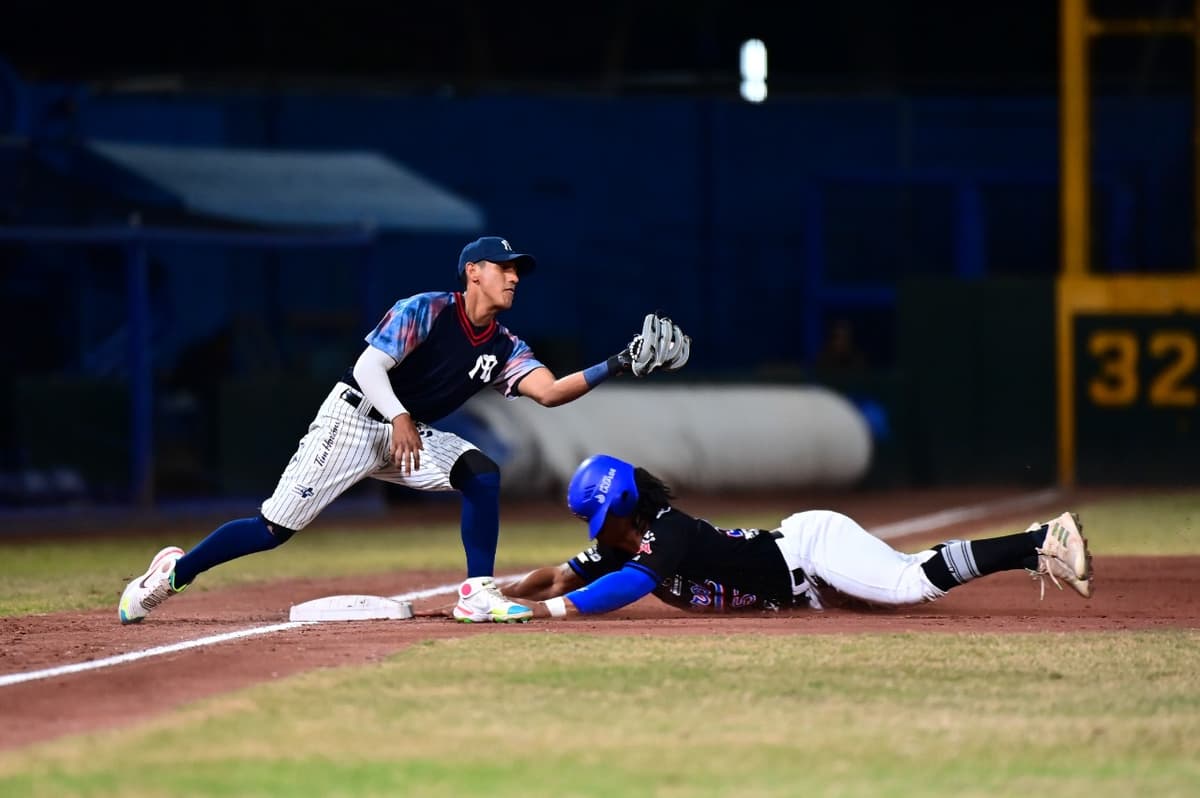 Acereros despide rol regular con derrota ante Sultanes