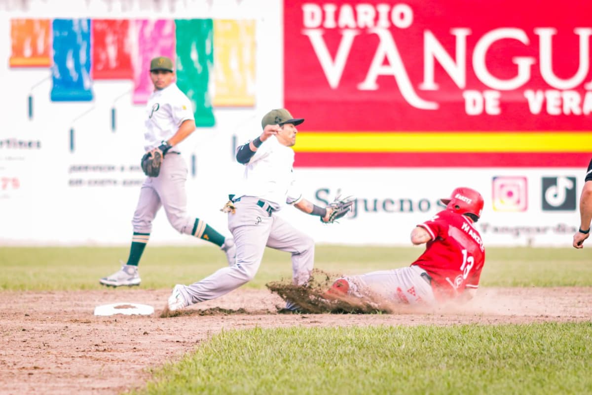 Pericos asegura liderato con dos triunfos en Poza Rica
