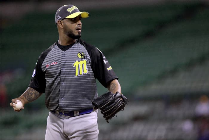 Anthony Vizcaya se une al bullpen de Tecolotes