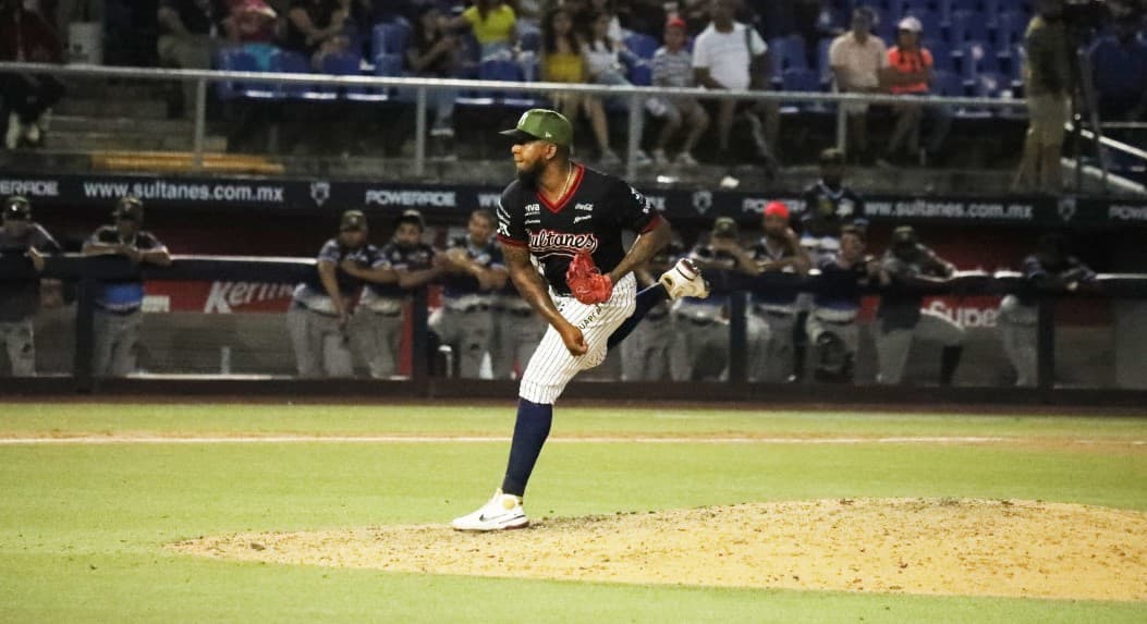 Neftalí Feliz va a la pretemporada de los astados