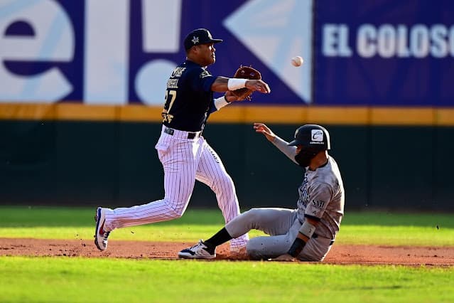 Rieleros recibe a Acereros en el Romo Chávez