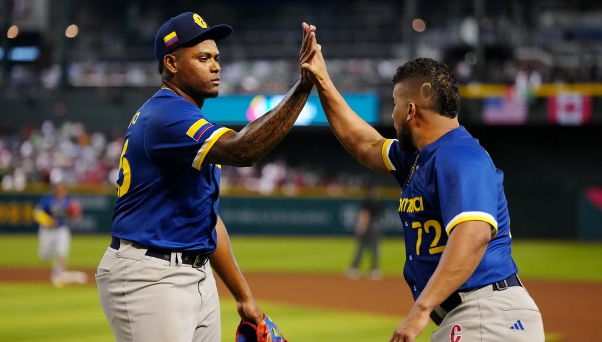 MexicoBeis: Colombia supera a México en dramático juego de extra innings