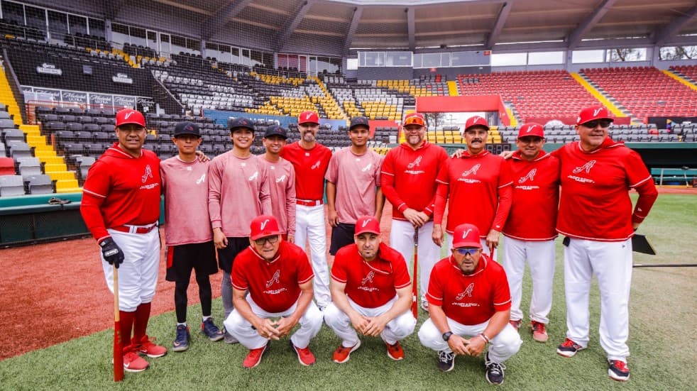 El Águila impacta a peloteros de Copa Veracruz