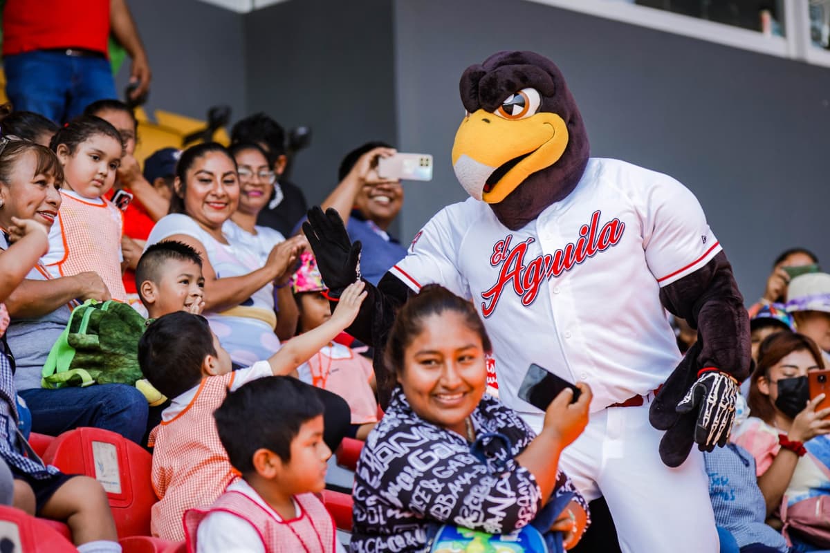 El Águila: Nace ‘Beisbol en tu escuela’