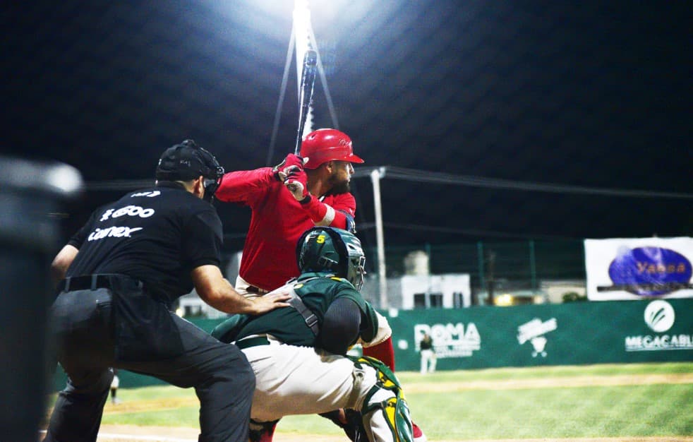 El Águila cae ante Pericos  en La Paz