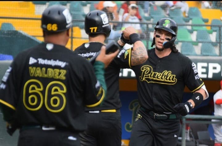 Pericos arrebata el segundo de la serie
