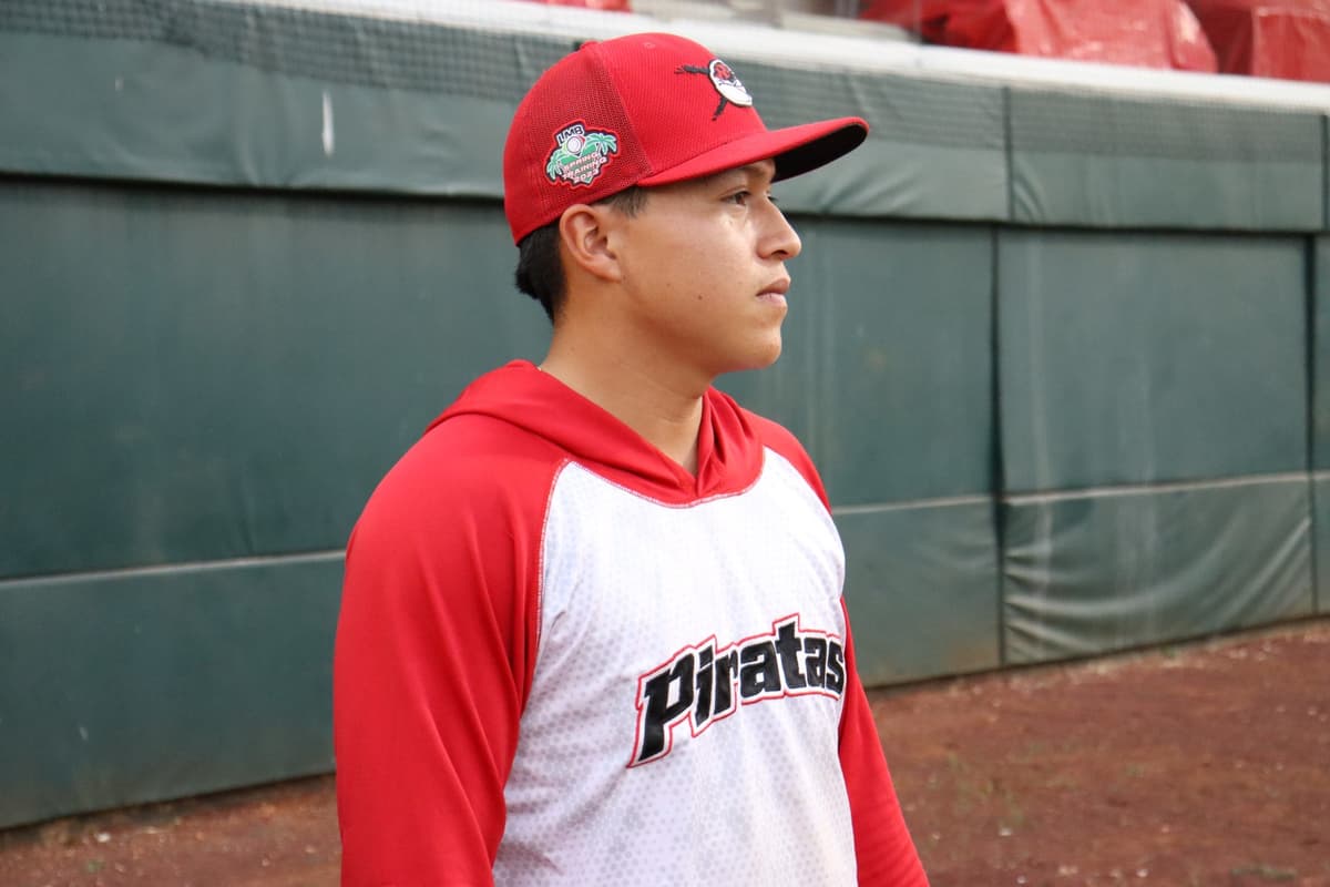 Yordy Martínez en busca de un lugar en el roster de Piratas