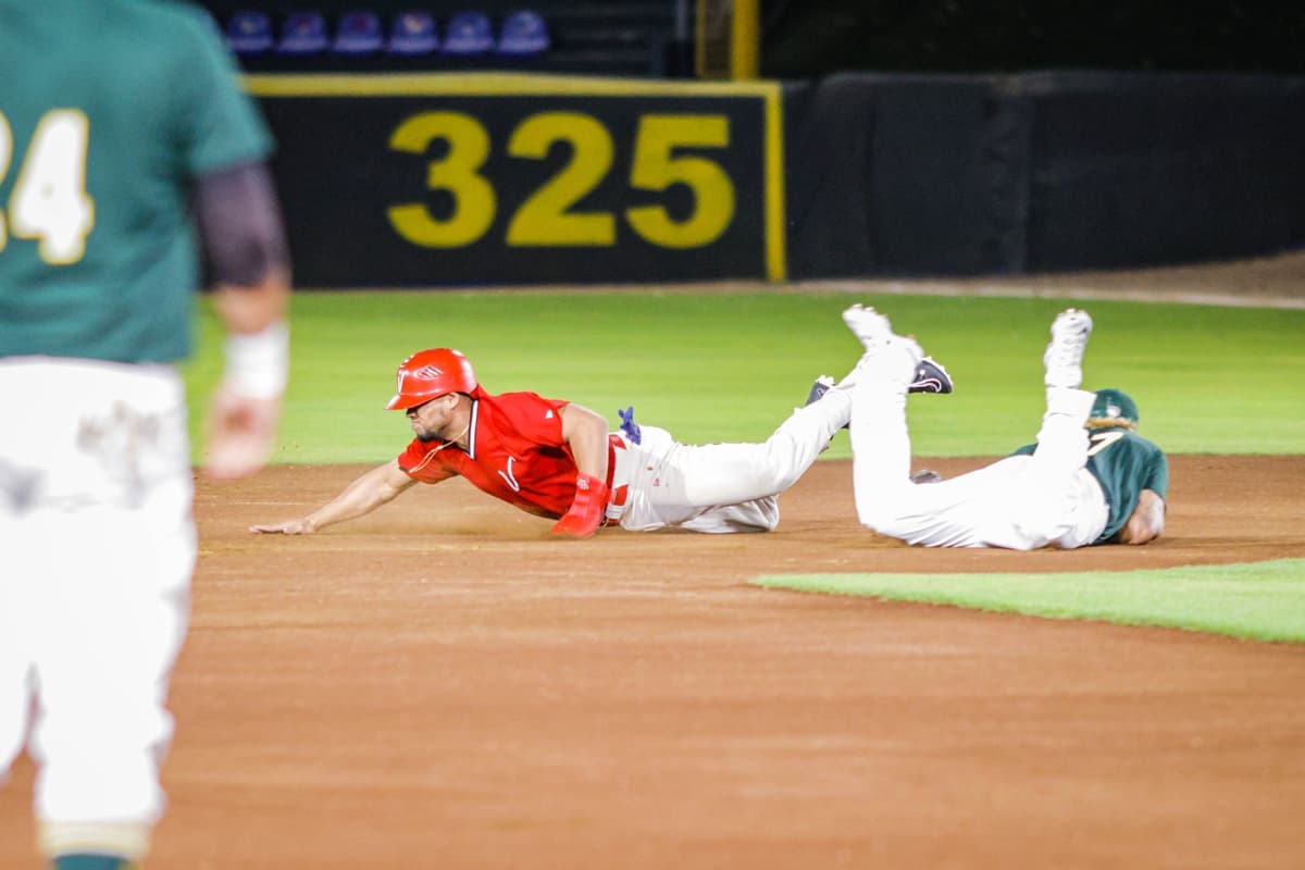 El Águila cae tinto en sangre ante Pericos
