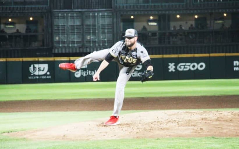 Tecos se lleva el primero de la serie