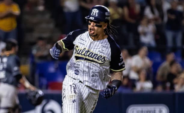 Sultanes en entradas extra consiguen el triunfo ante Rieleros