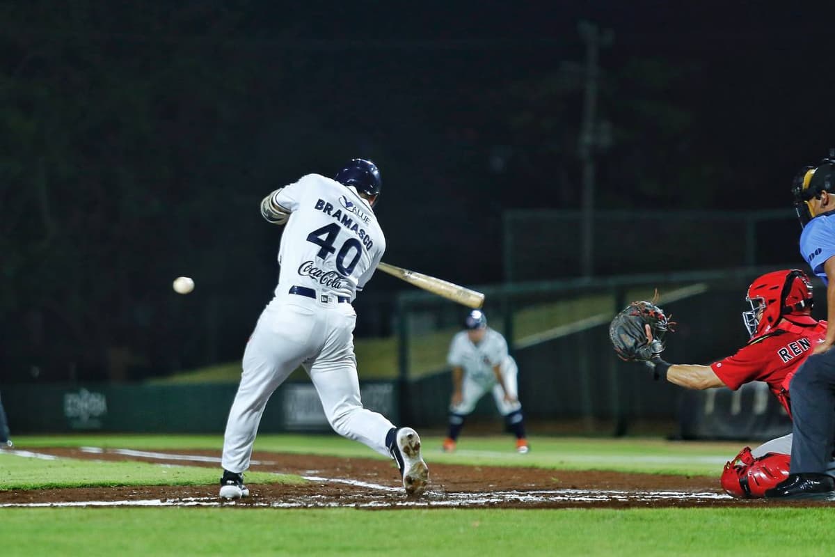 Toma revancha y empareja la serie