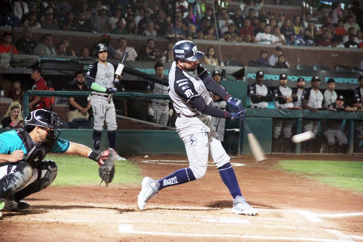 Los regios vienen de atrás en la séptima para vencer a Saltillo