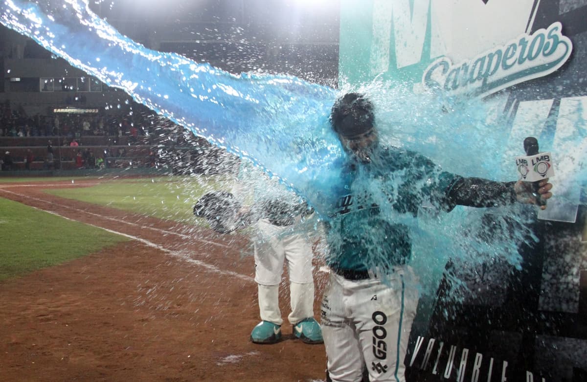 Saraperos vence a Algodoneros de Unión Laguna y se quedan con serie