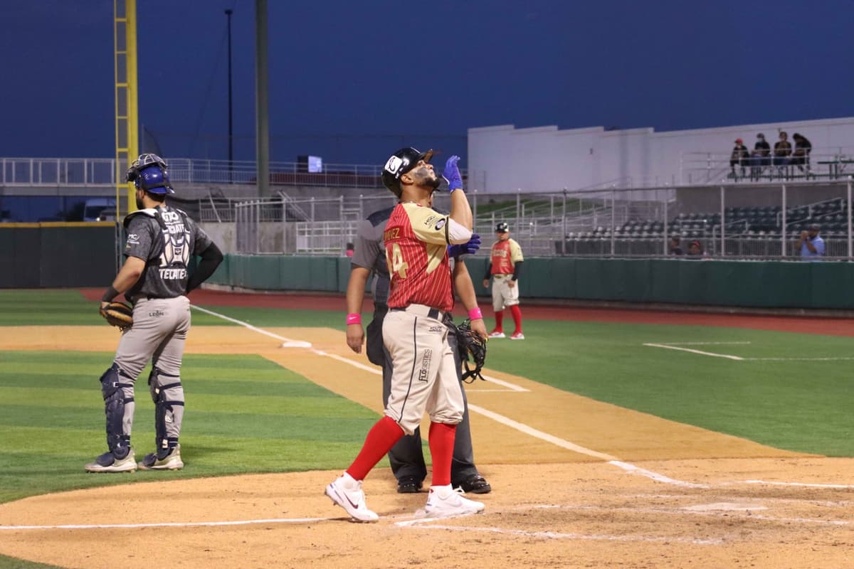 Los Dos Laredos arman gran regreso y aseguran la serie ante León