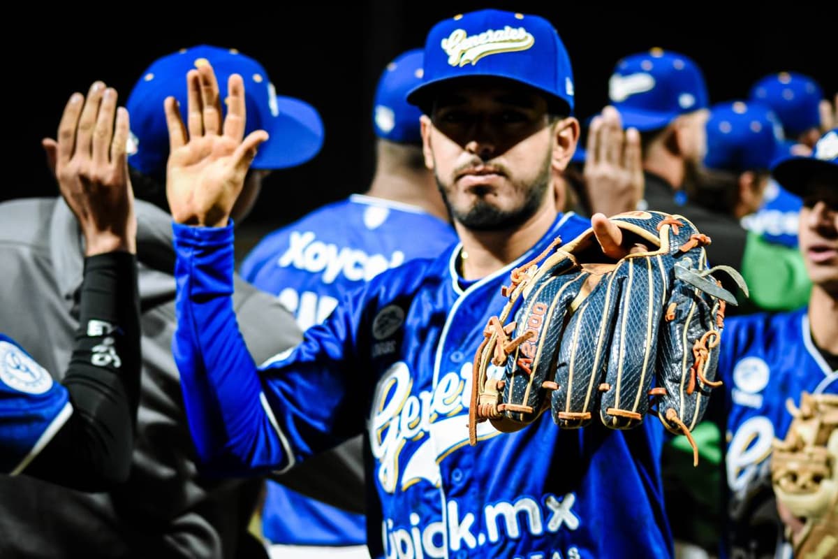 Atacan temprano, Generales aseguran la serie