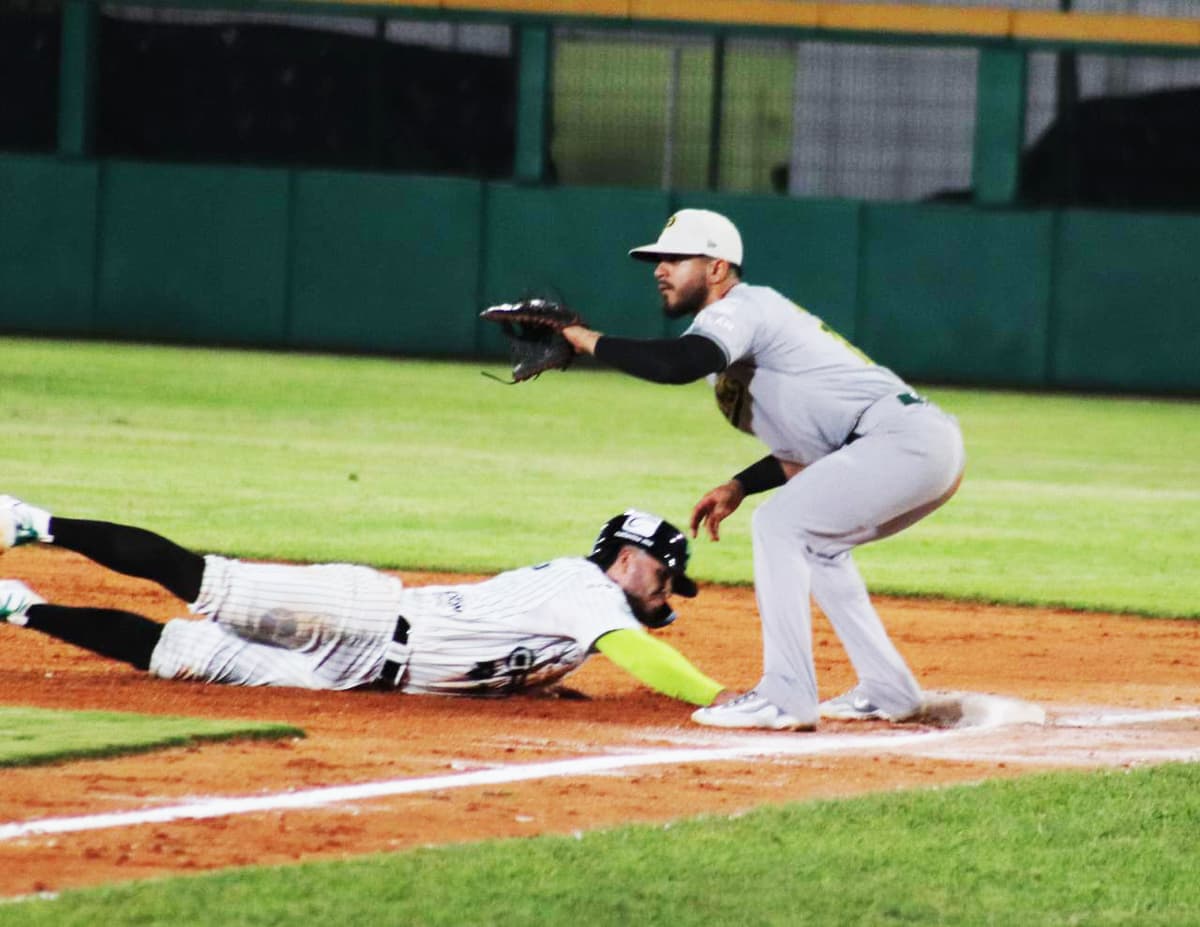 Pericos se impone viniendo de atrás