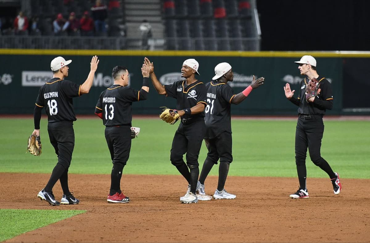 Piratas se lleva el primero de la serie ante los pingos