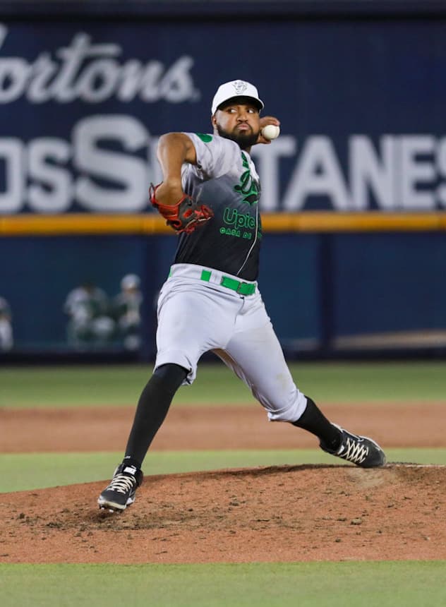 Con gran pitcheo Generales vence a los regios
