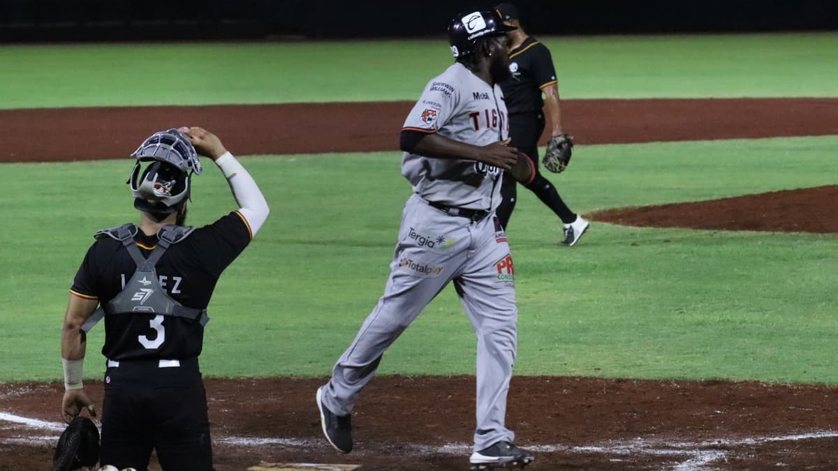 Los Tigres se quedaron con la serie completa en extrainnings