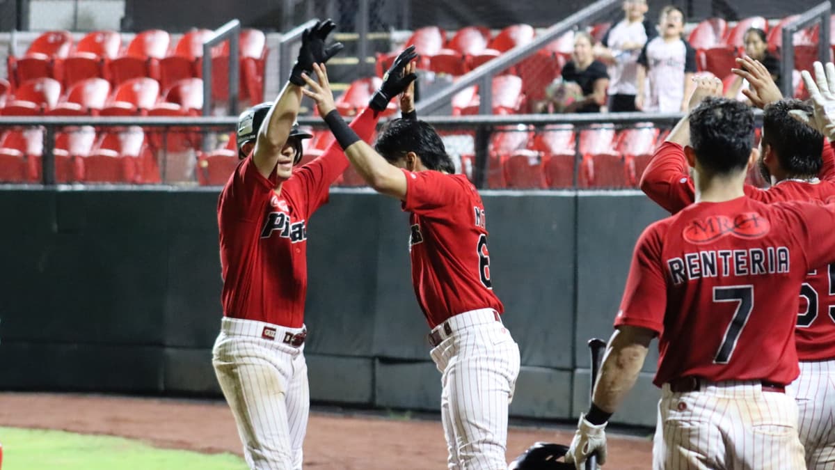 Piratas a base de jonrones empataron la serie