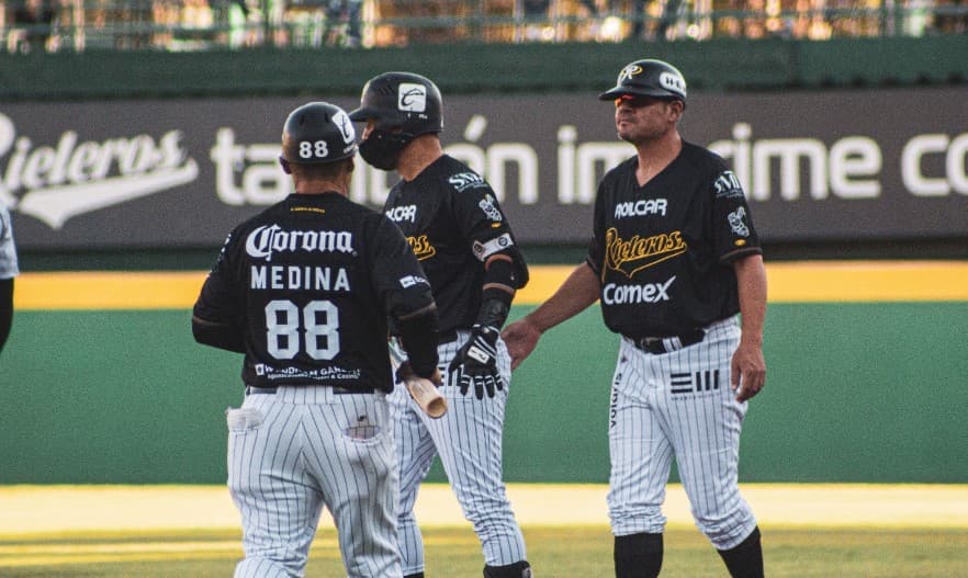 Rieleros asegura la serie contra Piratas