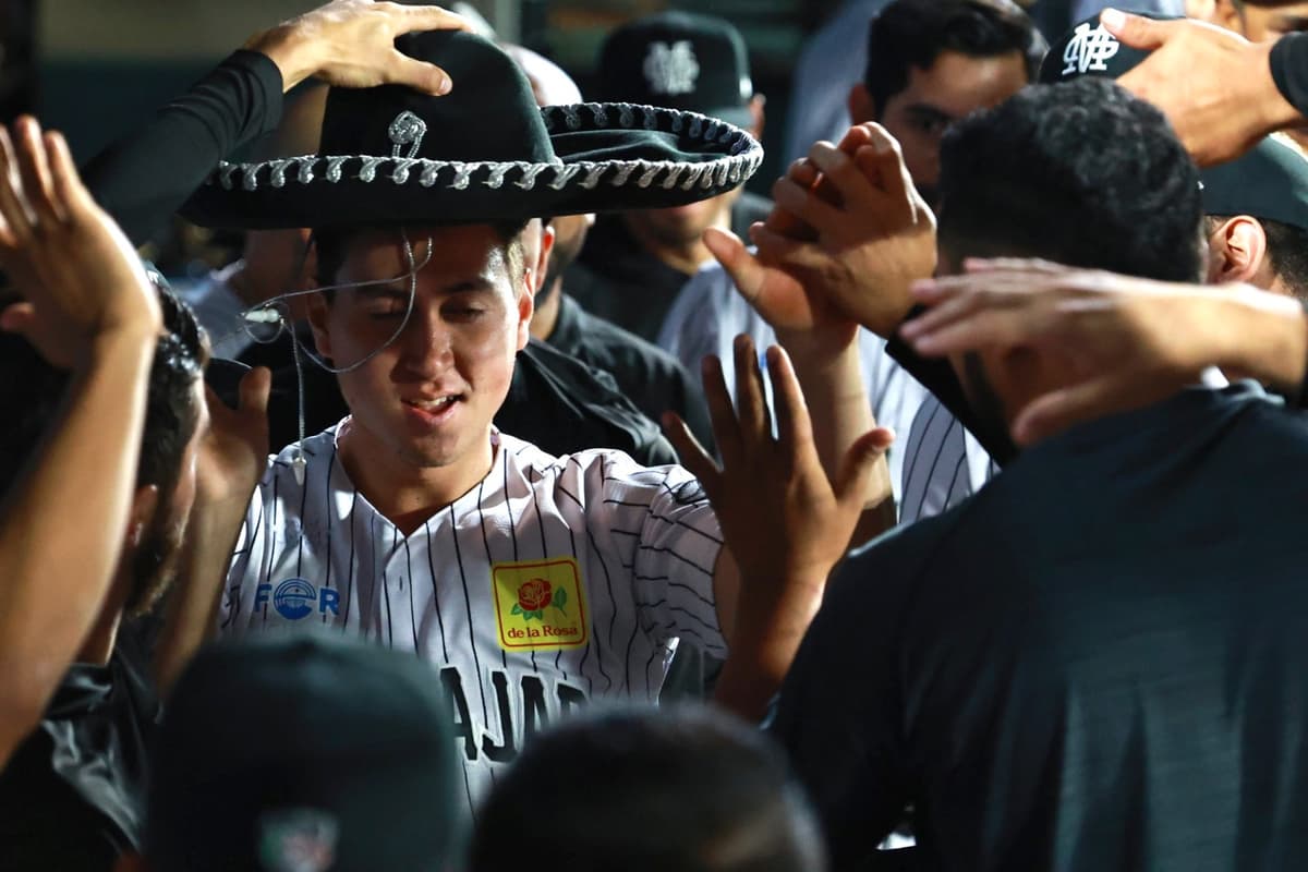 Los tapatíos detienen a los Olmecas