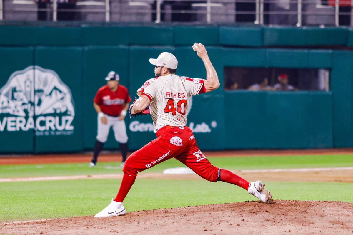De la mano de Reyes ganan el primero ante Piratas