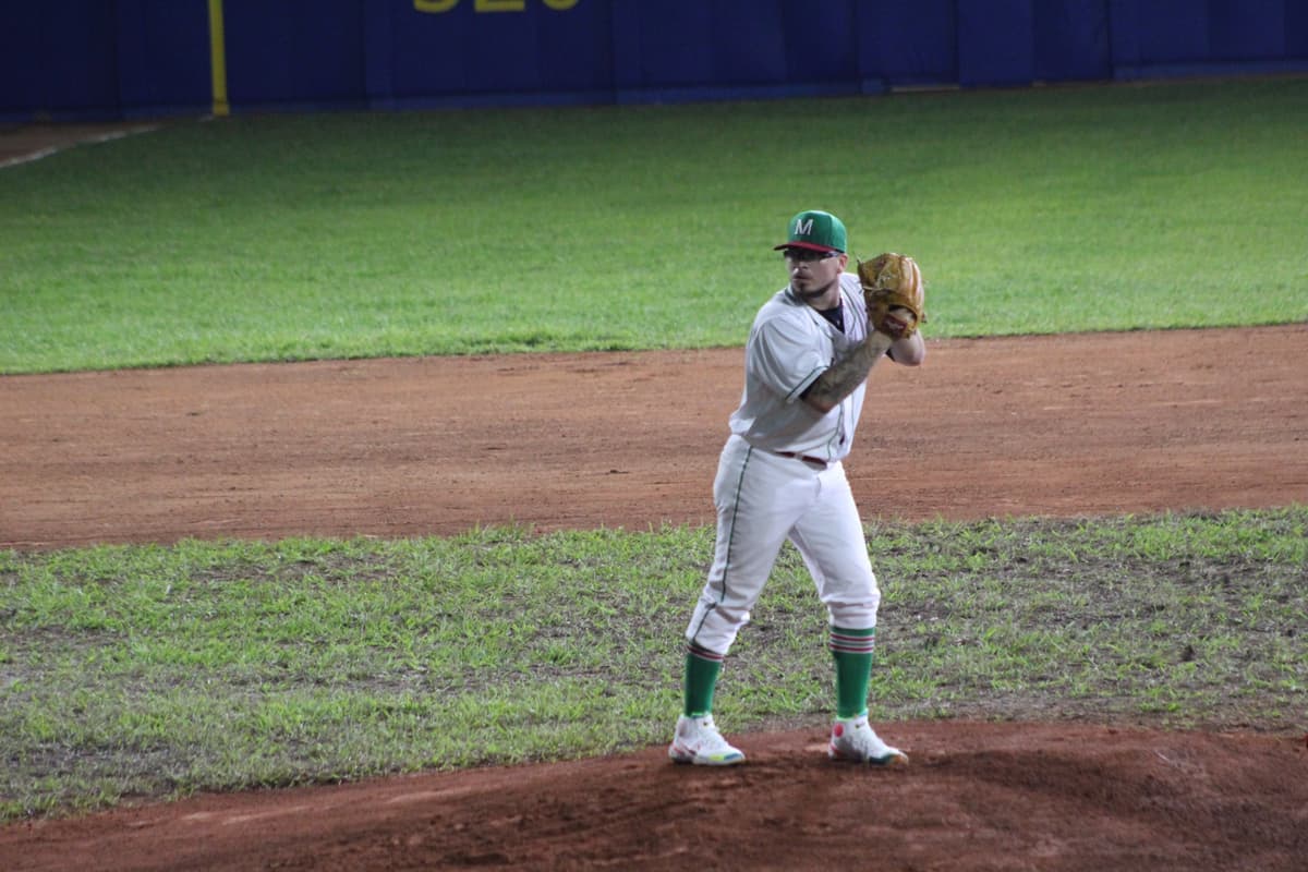 MexicoBeis: Joya de Faustino Carrera para vencer a El Salvador