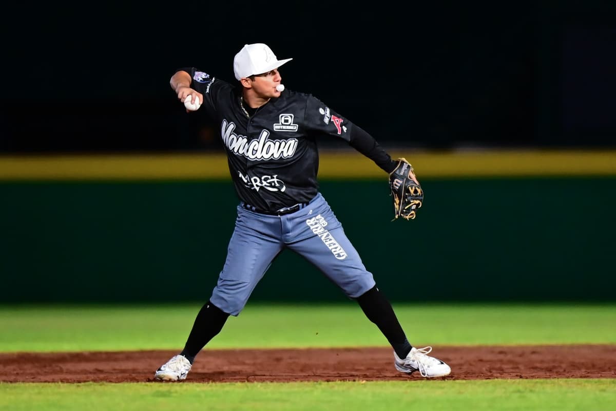 Acereros se lleva la serie ante los Rieleros
