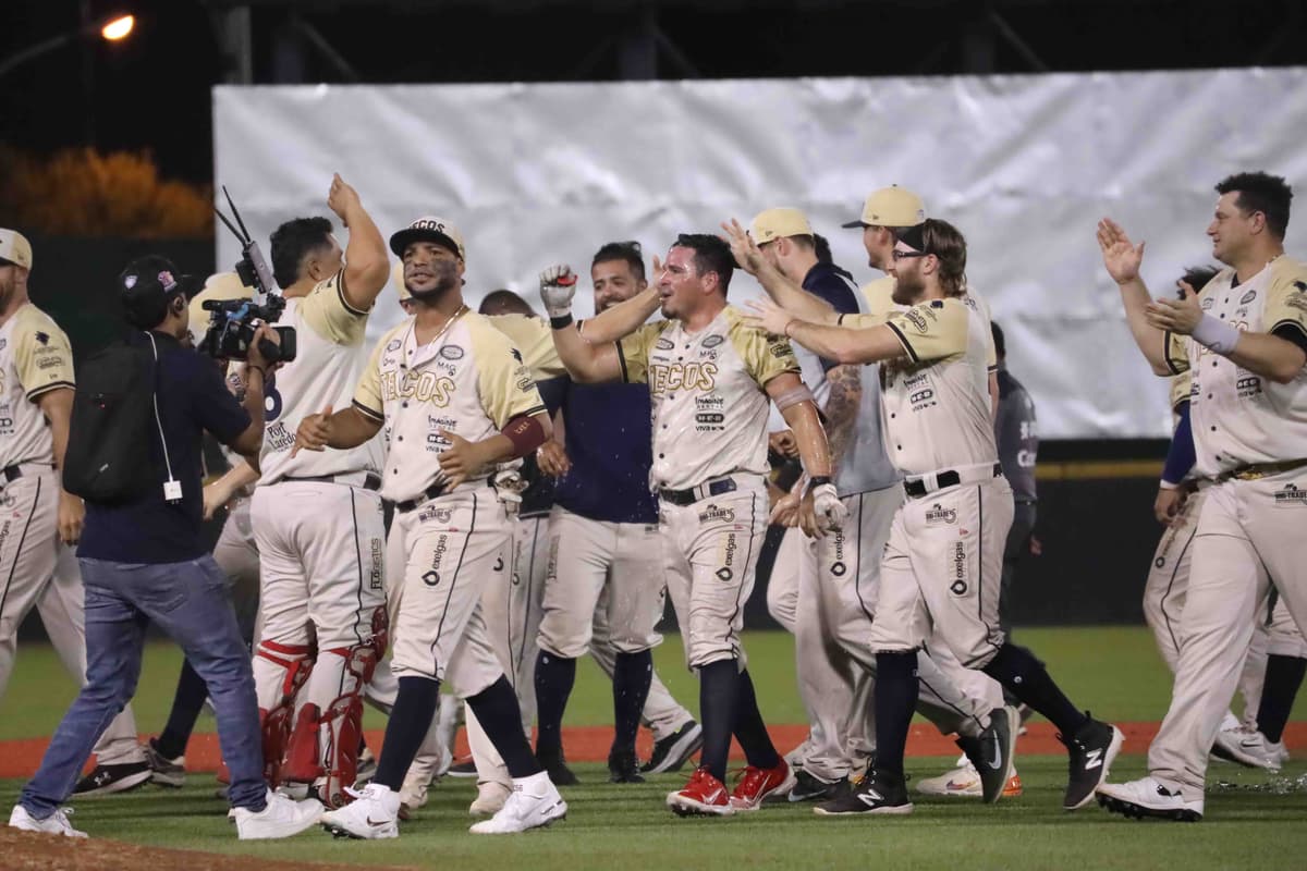 Beder Gutiérrez define triunfo sobre Sultanes en 12 entradas