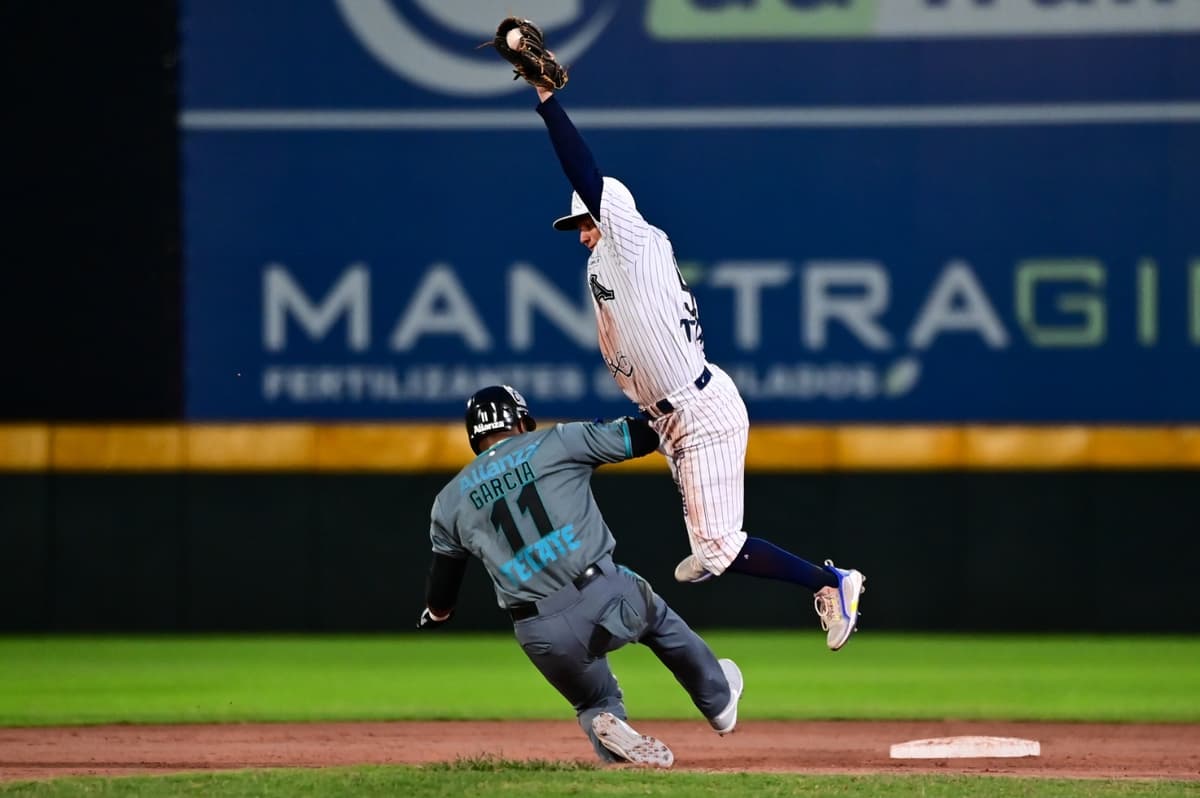 Grand slam de Anthony García enfrió el juego en la 9na.