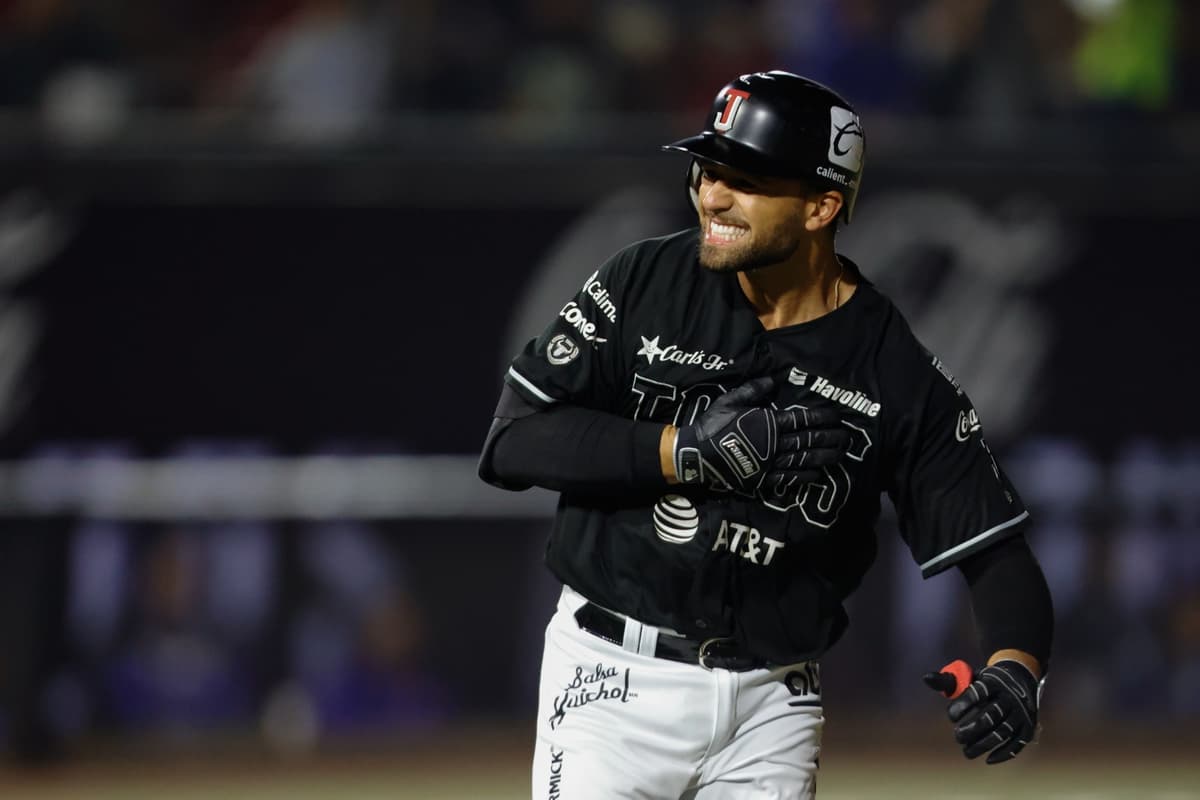 Toros de Tijuana abrió la serie con una contundente victoria de 12-3 sobre Acereros