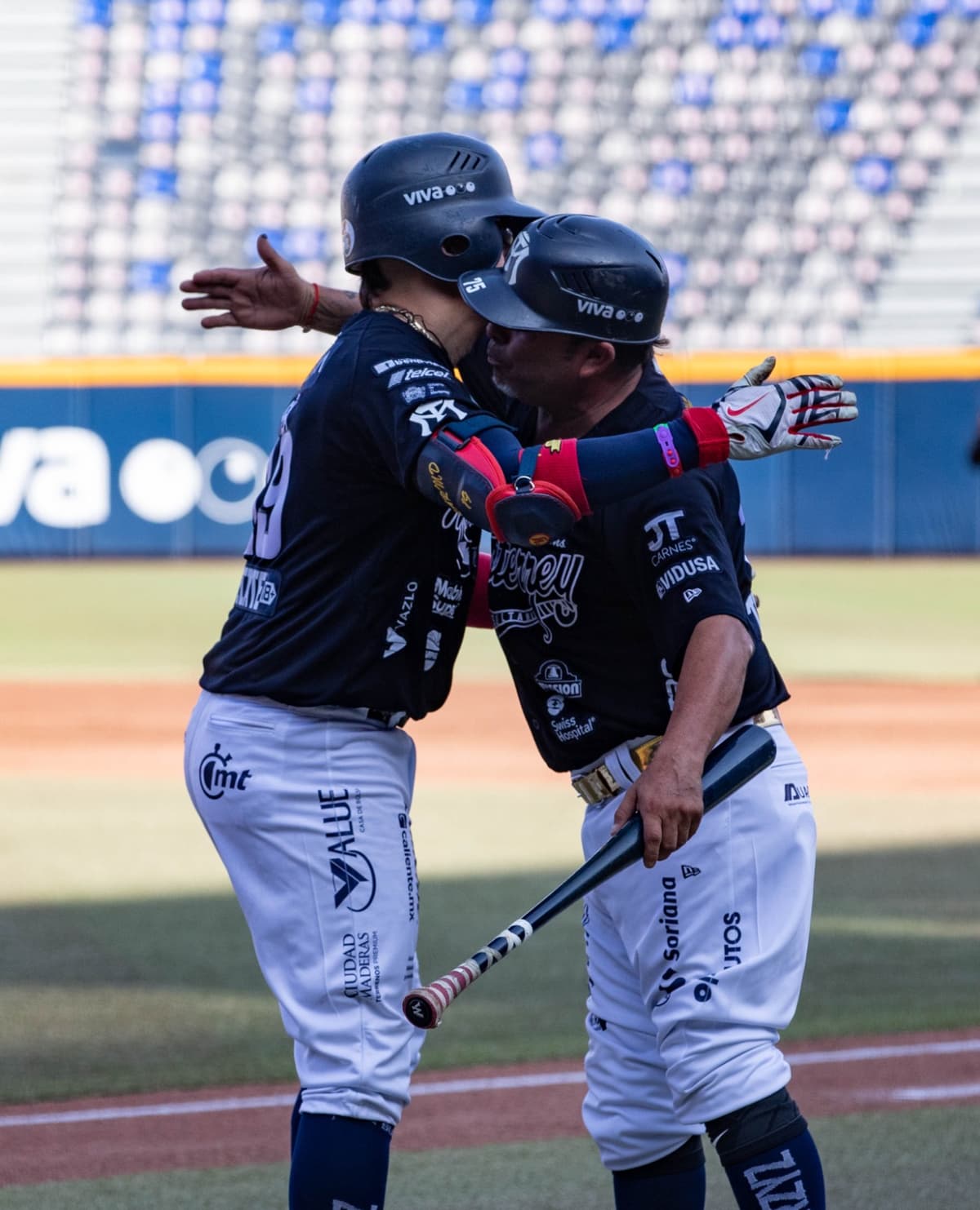 Sultanes emparejan la serie en otro gran duelo vs Saraperos