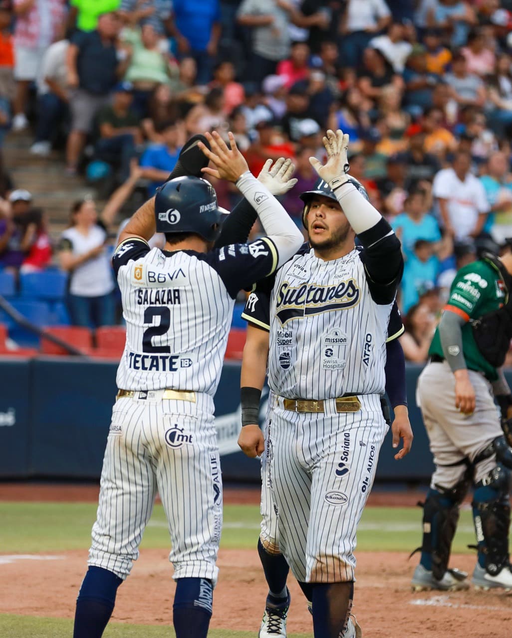 Los Muchachos del Regreso igualan la serie