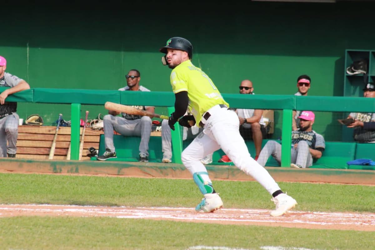 Olmecas se lleva la serie atacando temprano