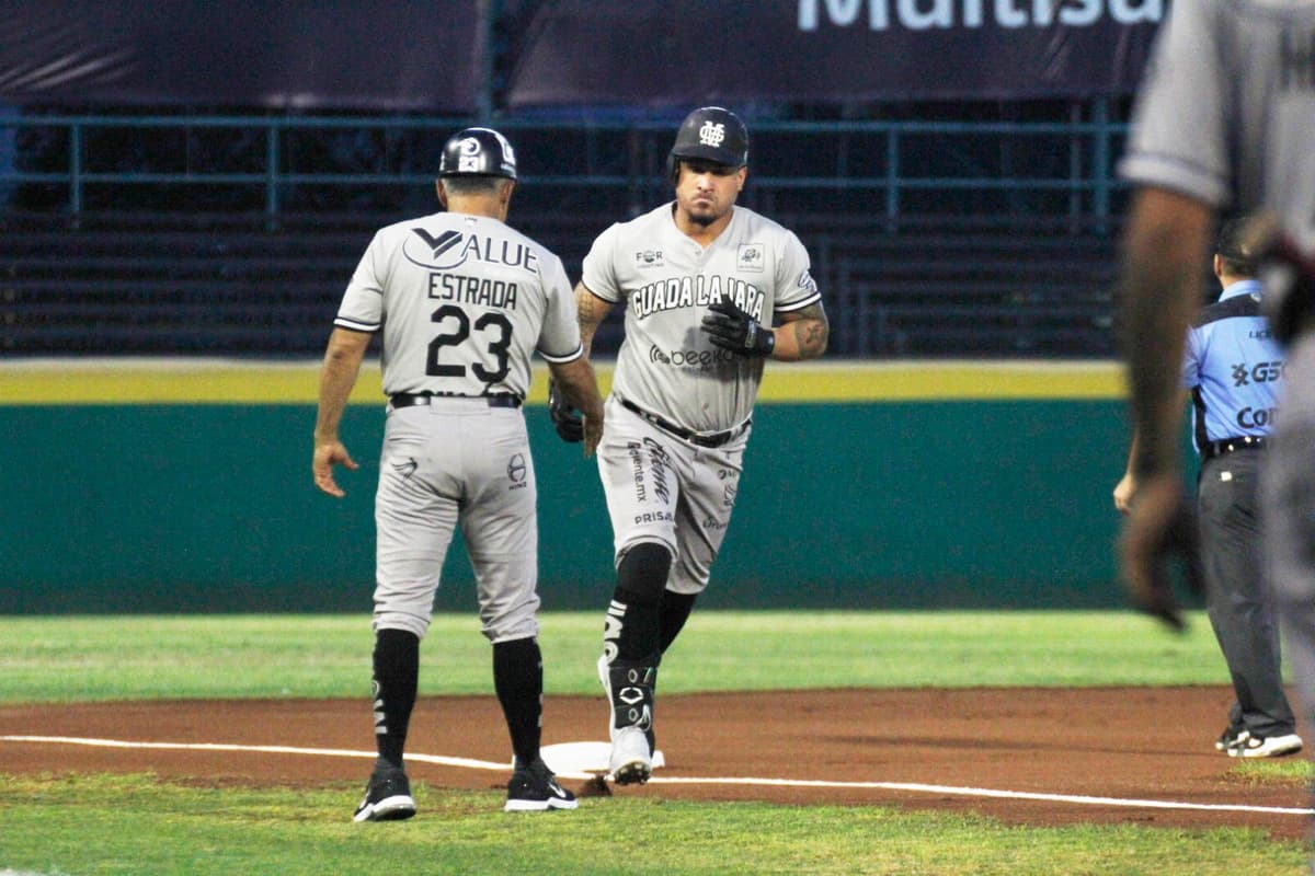 Mariachis se lleva el primero de la serie